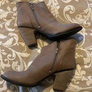Jessica Simpson booties